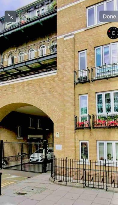A Beautiful Stylish 2 Bedroom Apartment -City Of London Exterior photo