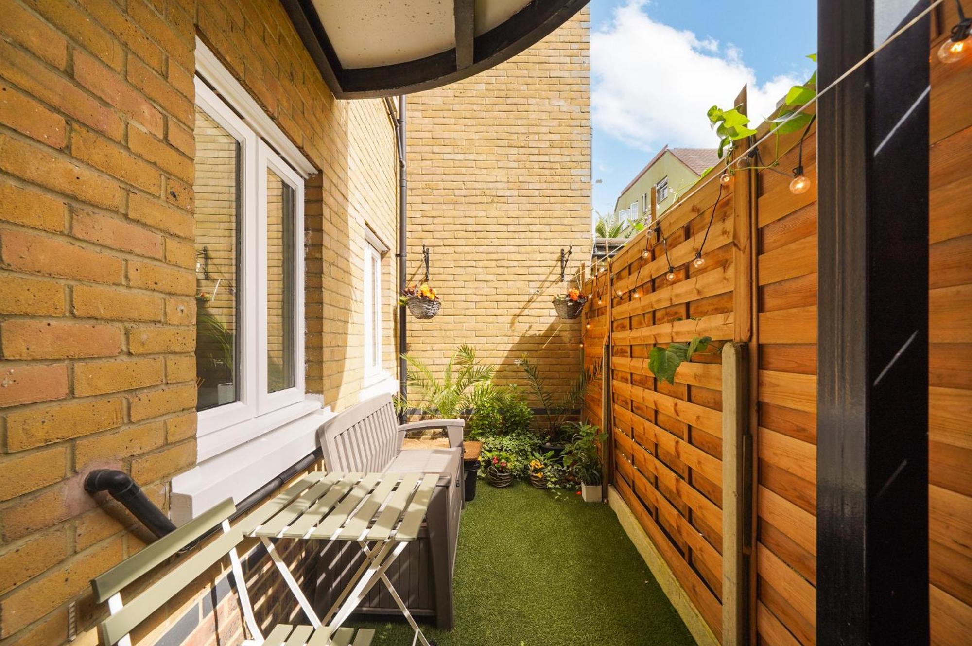 A Beautiful Stylish 2 Bedroom Apartment -City Of London Exterior photo